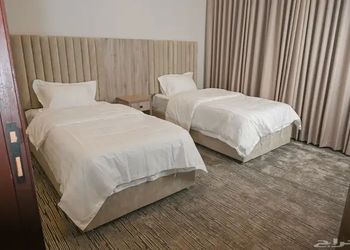 شقة بغرفتين نوم وصالة