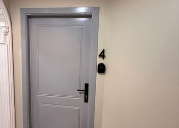 شقة بغرفتين نوم وصالة