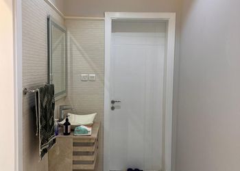 استديو هادئ بسرير ماستر 