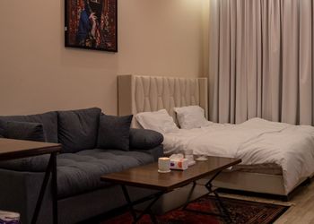 استديو بدخول ذاتي وسرير مريح 