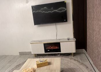 استديو بسرير ماستر وجلسة جانبية 