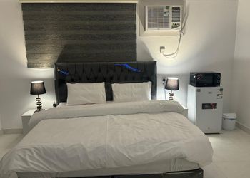استوديو بسرير ماستر