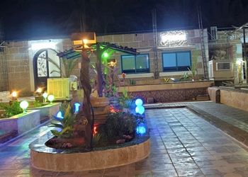 استراحة بجلسات خارجيه