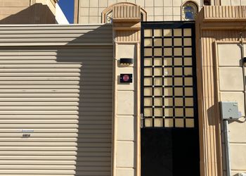 استديو بتصميم انيق ودخول ذاتي