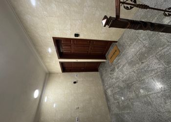 شقة بسرير ماستر بتصميم انيق 