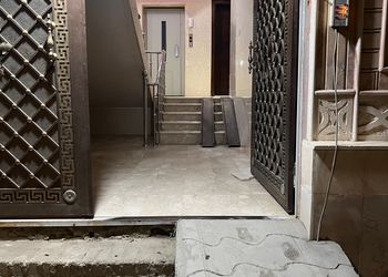 شقة بغرفتين نوم وصالة
