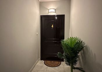 أستديو مودرن بأثاث راقي