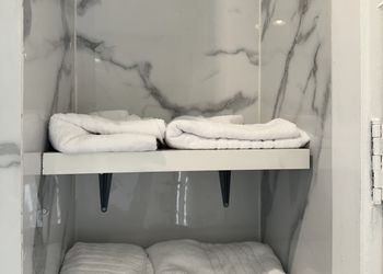 استديو بسرير ماستر وجلسة خارجية 
