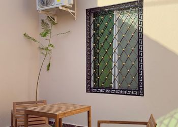 شاليه بإطلاله على مزرعة ومسبح