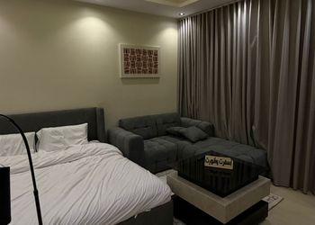 استديو بسرير ماستر