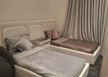 استديو بسريرين مفردة ودخول ذاتي 