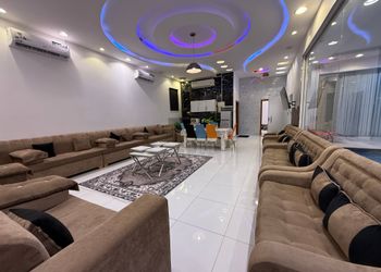 شالية بمجلس مطل على المسبح 