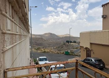 دور بمجالس وغرف نوم 