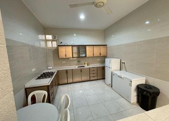 استراحة بألعاب أطفال