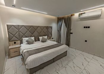 استديو هادئ بسرير ماستر 
