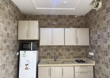 شاليه بمسطح اخضر