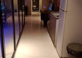 شاليه بمسبح خارجي وجلسة خارجية 
