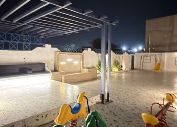 شاليه بمسبح داخلي وأجواء ممتعة 