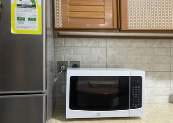 استراحة بصالة جلوس وجلسة خارجية