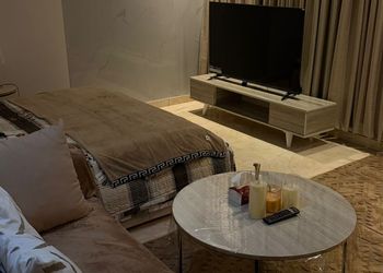 استديو هادئ بسرير ماستر 
