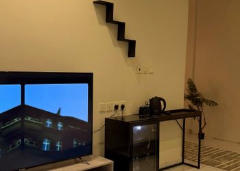 استديو هادئ بدخول ذاتي 