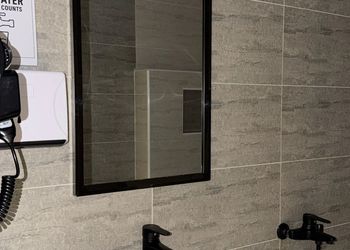استديو هادئ بسرير ماستر