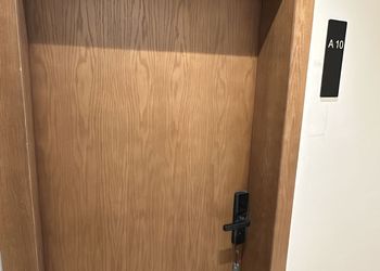 استديو هادئ بسرير ماستر 