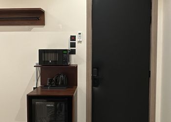استديو بسرير ماستر ودخول ذاتي
