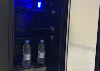 شقة بصالة مريحة ودخول ذاتي 