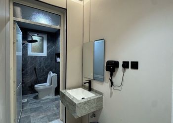 استديو فاخر بجلسه ودخول ذاتي