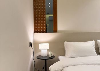 استديو أنيق بسرير ماستر وبلكونة 