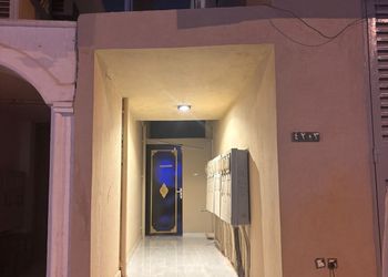 استديو هادئ بسرير ماستر 