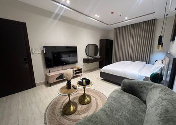 استديو بدخول ذاتي وسرير مريح 