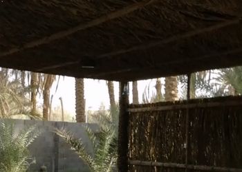 مزرعة بمناظر خلابة وجلسة خارجية 