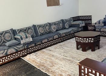 شاليه بمسبح داخلي وجلسة خارجية