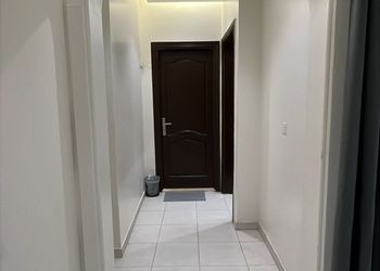 شقة بغرفة نوم وصالة 