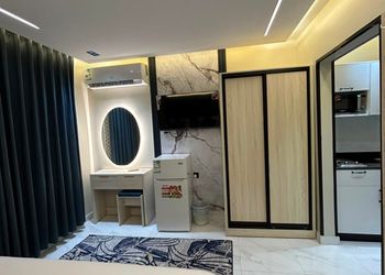 استديو بسرير ماستر وجلسة 