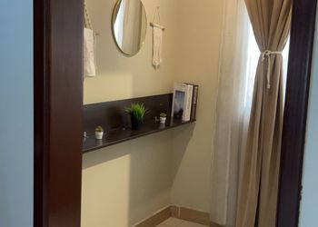 شاليه بألعاب مائية وجلسة خارجية