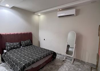 شاليه فاخر بالعاب مائية