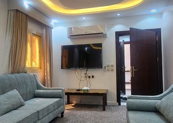 مزرعة بمناظر خلابة وجلسة خارجية 