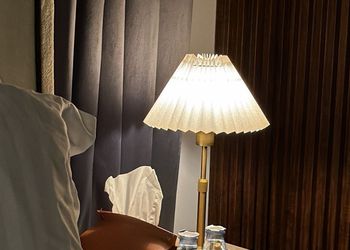 استديو بسرير ماستر وبلكونه