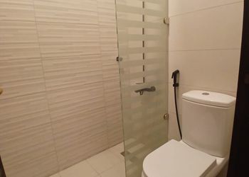 شقة بغرفة نوم وصالة ودخول ذاتي 