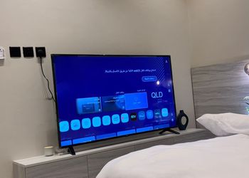 استديو هادئ بسرير ماستر