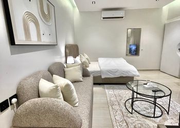 استديو دخول ذاتي وسرير ماستر