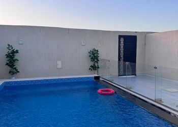شاليه بمسبح