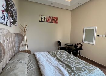 شاليه بمسبح وألعاب اطفال