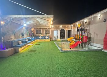 استراحة بمسطح اخضر 