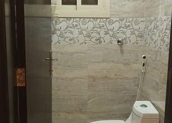 استديو بسرير ماستر وأثاث مريح 