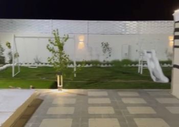 شاليه بجلسة خارجية ومسبح