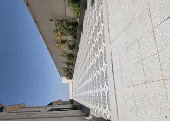 فيلا بصالة ومسبح داخلي 